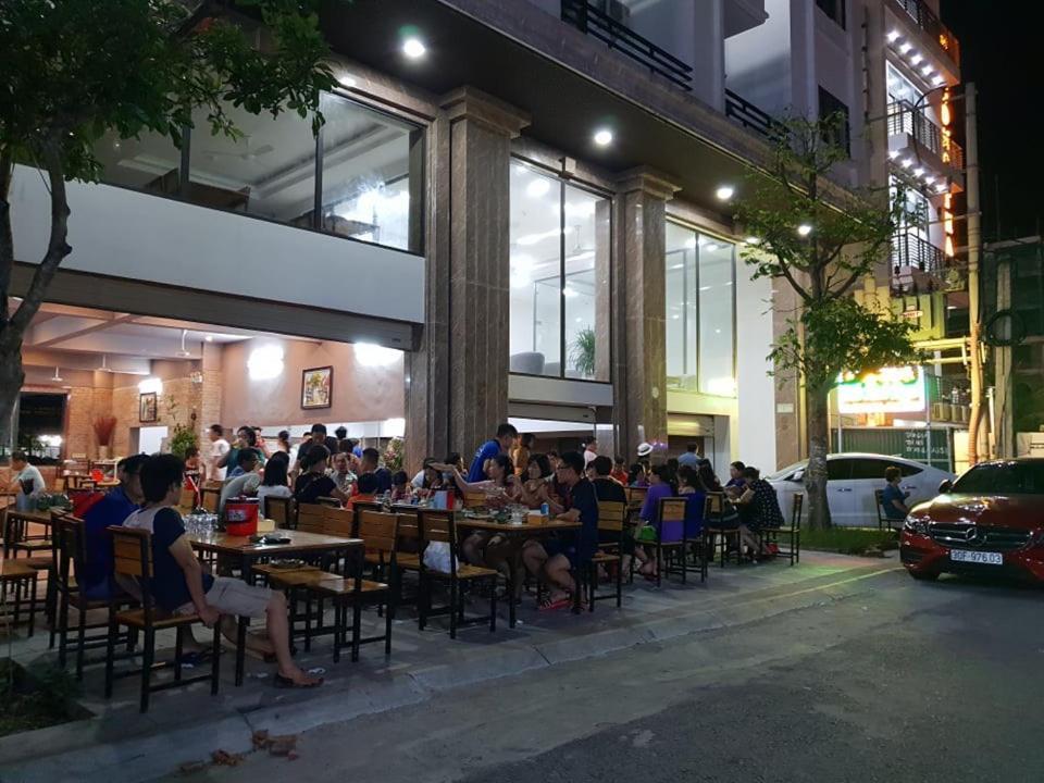 Khach San Bien Xanh Royal, Sam Son Exterior photo